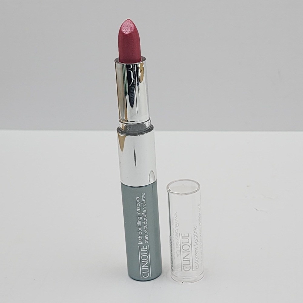 CLINIQUE Glazed Berry #43 Different Lipstick & Black Lash Doubling Mascara‎ DUO